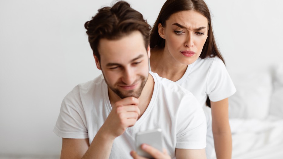 Nagyon sokszor ok nélkül féltékenykedünk. Vajon mit lehet tenni ez ellen?