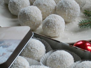 Mennyei kókuszgolyó mandulával - A finom és egészséges ajándék