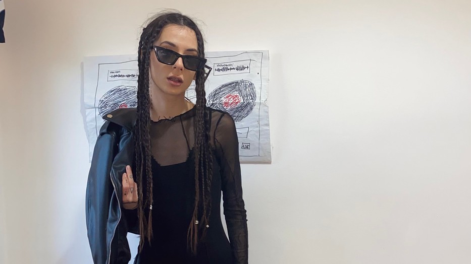  Sisi Wednesday szettje