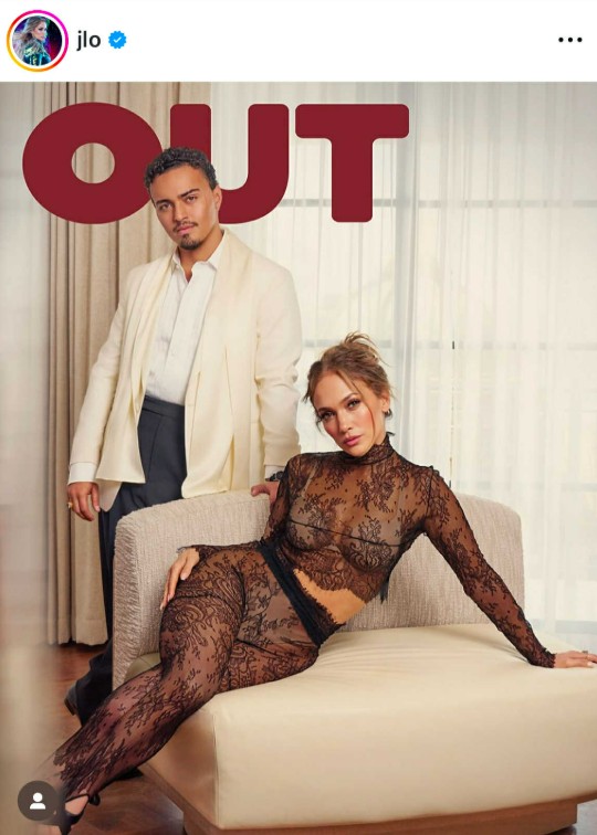 Jennifer Lopez tökéletesen ötvözi a meztelenséget a kifinomultsággal