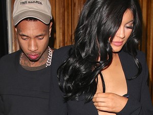 Szakítás! 14 éves lányra hajt Kylie Jenner pasija