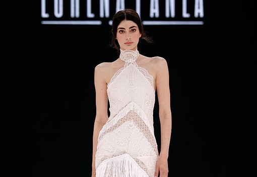 12 menyasszonyi ruha, amitől garantáltan zavarba jössz: barátkozz meg velük, mert ezek uralják majd a 2026-os trendeket