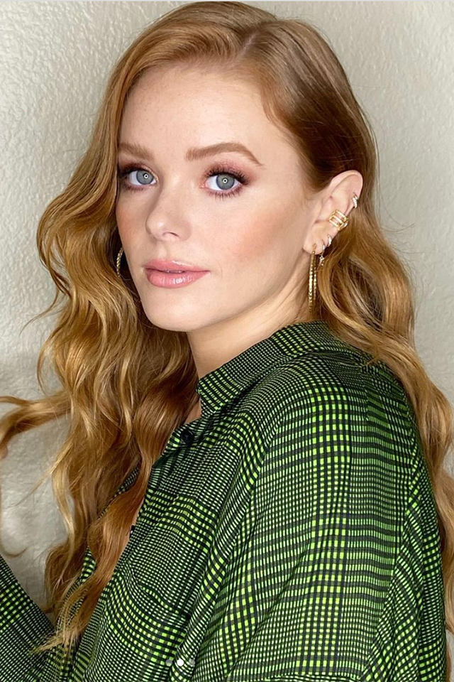 Get the Look: Így készítsd el Abigail Cowen, a The Winx Saga sztárjának barack árnyalatú sminkjét!