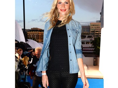 Poppy Delevingne megmutatja a tökéletesen laza elegancia titkát