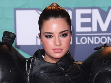 Az MTV EMA legdöbbenetesebb ruhájától tátva marad a szád