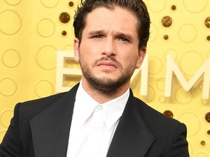 Ha mi mentünk volna az Emmy-gálára, az Kit Harington miatt lett volna