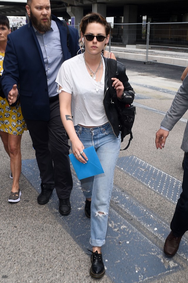 Fehér mindenek felett! Öltözz tetőtől talpig fehérbe ezen a nyáron, ahogy a kedvenc sztárjaid is teszik