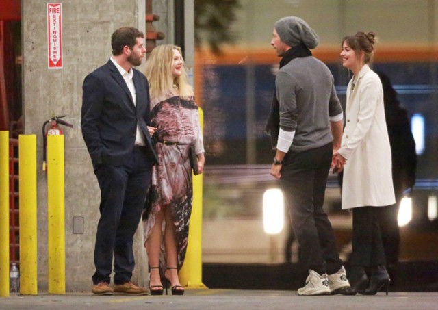 Dakota Johnson Chris Martin Drew Barrymore
