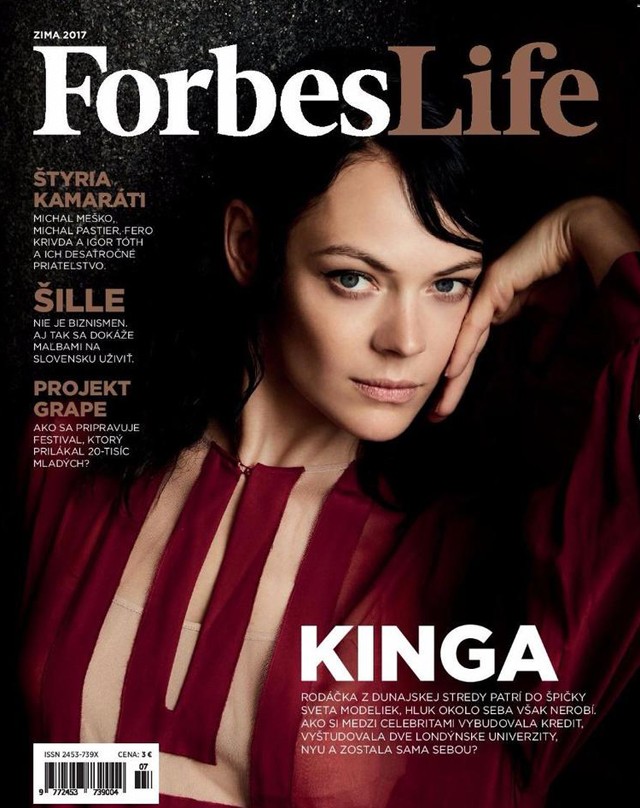Rajzák Kinga a szlovák Forbes címlapján tündököl!