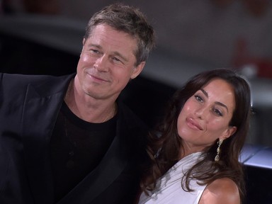 Élete meztelenruháját viselte Brad Pitt barátnője, Ines de Ramon csak úgy ragyogott párja oldalán