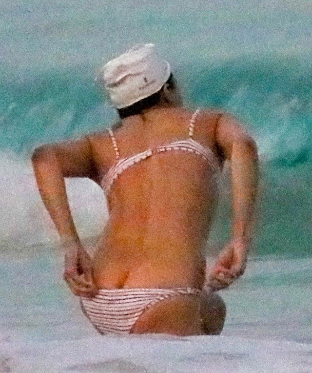 Az év első és leghatalmasabb bimbóvillantása Michelle Rodriguezé!