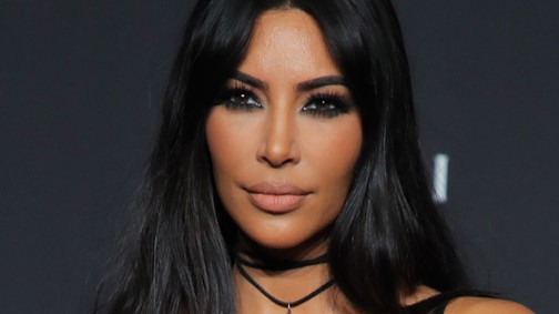 Micsoda ritka pillanat: Kim Kardashian smink nélkül az utcán!