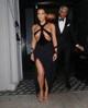 Kim Kardashian egy vintage Thierry Mugler-szettben jelent meg a 2019-es Hollywood Beauty Awards eseményen. Nagyon merész, nagyon kockázatos, mégis nagyon titokzatos, hiszen mutat is, meg nem is. 