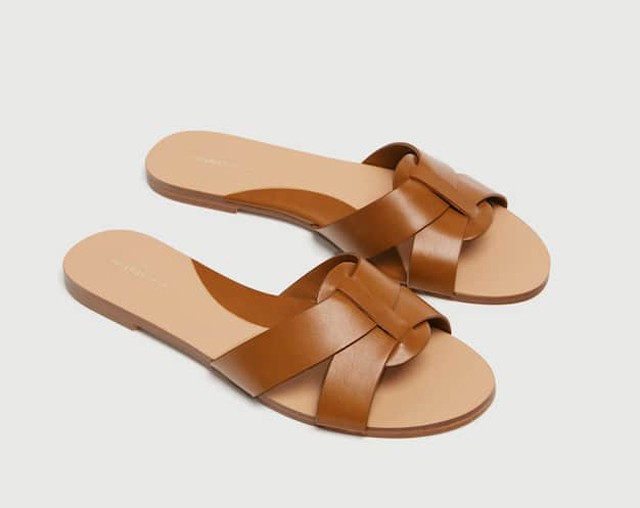 Minimalista papucs PULL & BEAR 6995 Ft 