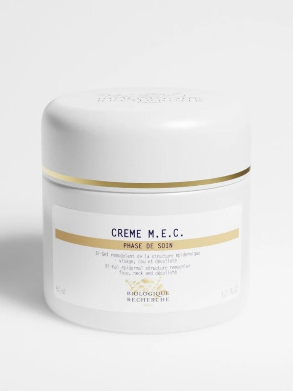 A Biologique Recherche Crème M.E.C. egy klinikai tesztekkel igazolt, könnyed bio-gél textúrájú arckrém, amely már 56 napos használat után látványosan növeli a bőr tömörségét és teltségét, hatékonyan állítva helyre az arc meggyengült kontúrjait. - Crème M.E.C.arckrém BIOLOGIQUE RECHERCHE - beautypestshop.com