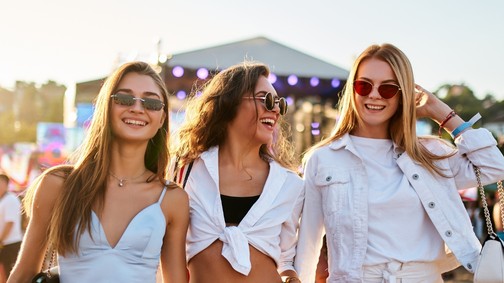 Különleges szépségbusz járja az országot az elkövetkező hetekben: ezeken a helyszíneken találkozhatsz vele