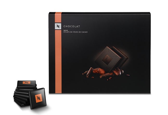 Étcsokoládé karamellizált kakaóbabdarabokkal NESPRESSO 2200 Ft www.nespresso.hu