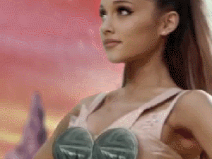 Ez okozza a mell alatti izzadást, de van megoldás ellene