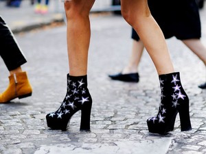 Itt a csizmaszezon! Találd meg a kedvenc darabodat és nyerj 1 millió forintot