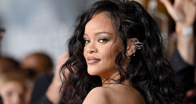 Rihanna hivatalosan is visszatért, és fényesebben ragyog, mint valaha
