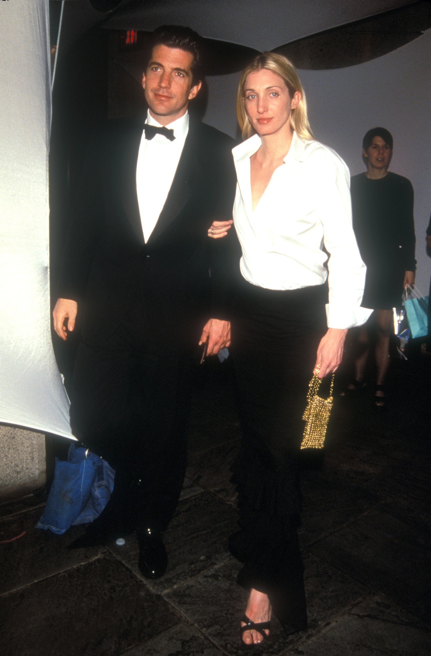 John F. Kennedy Jr. és Carolyn Bessette 1999. március 9-én a New York-i Whitney Museum éves jótékonysági gáláján jelentek meg együtt. 