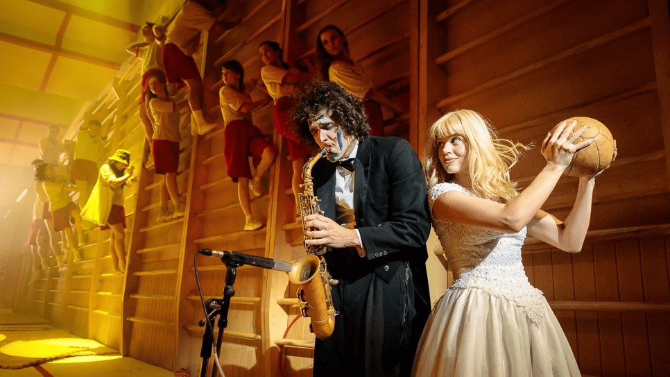 A @LL3t4rgiA című darabban Medveczky Balázs és Márkus Luca játsszák a főszerepeket