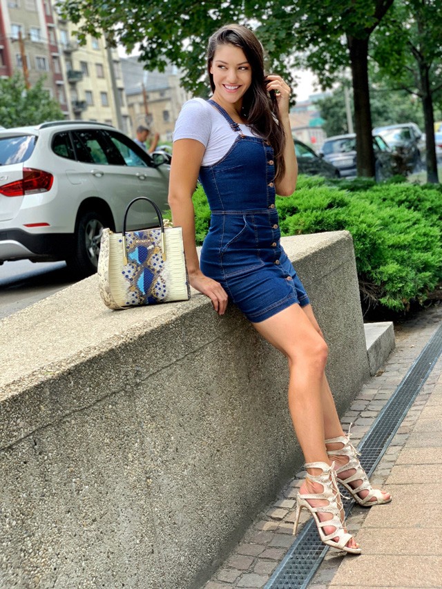 Kulcsár Edina trükkös ruhája akkor is tökéletes, ha felszalad ránk pár kiló