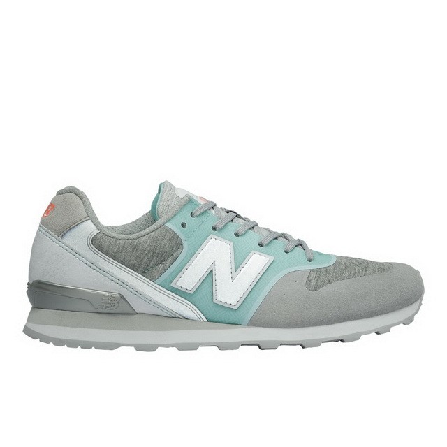 Megérkeztek a tavasz első hírnökei a PIG SHOES üzletekbe!