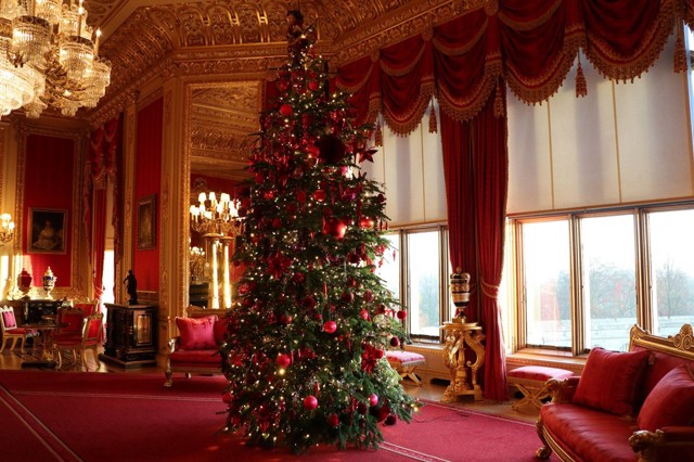 Láttad már a királyi család elképesztő karácsonyi dekorációját?