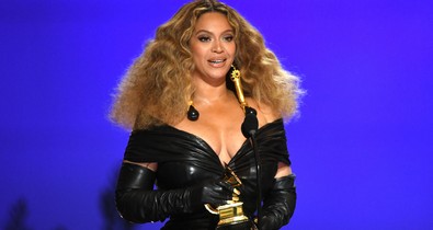 Beyoncé rövid frizuráját még az új albumánál is jobban imádjuk