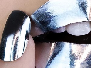 Változtasd tükörré az ajkaidat! Ez most a legmenőbb trend!