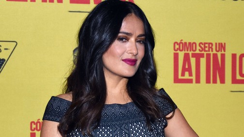 Salma Hayek haja rózsaszín, de miért?