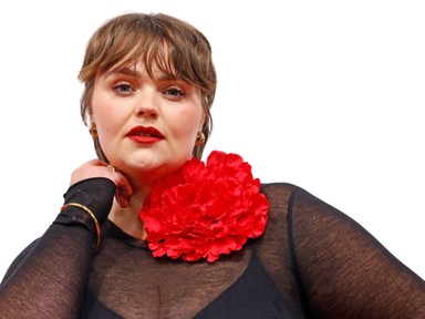 Charlotte Kuhrt: Hidd el, szép vagy, értékes vagy, és mindegy, mekkora a ruhaméreted!