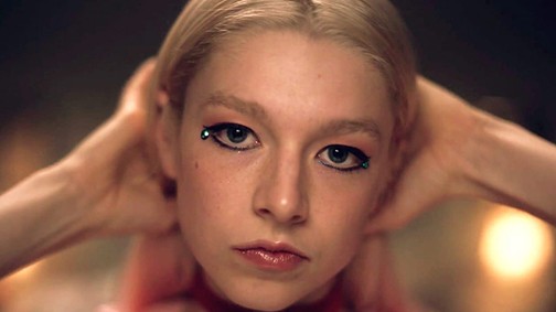 Hogyan sminkelj, ha rosaceás az arcbőröd