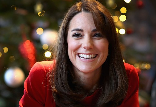 Felkészültél? Ezek Katalin hercegné legvarázslatosabb karácsonyi szettjei az elmúlt évekből