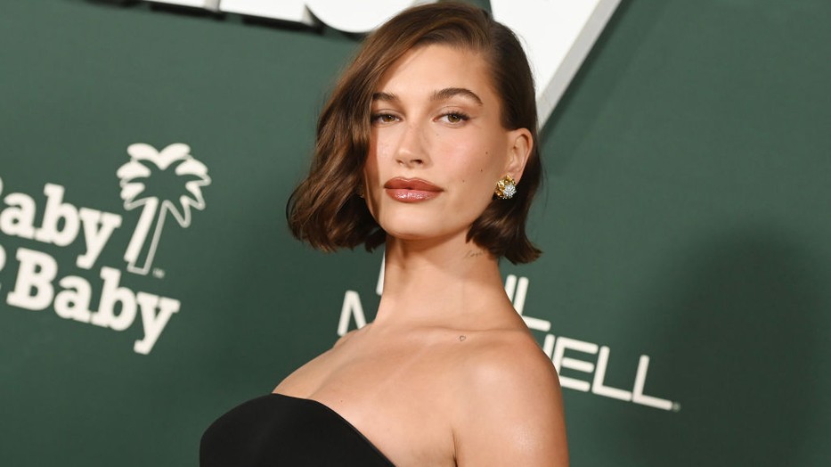 Elképesztő, mennyibe került Hailey Bieber új eljegyzési gyűrűje