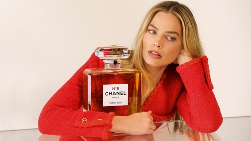 Margot Robbie lett az ikonikus Chanel N°5 illat arca