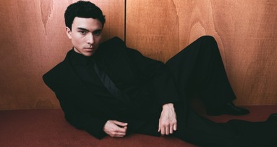 12 évesen vette élete első YSL rúzsát, ma ő a márka sminknagykövete - Sam Visser felemelkedése