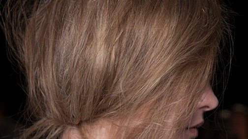 Az új frizuratend: rosszfiús is és bubi is