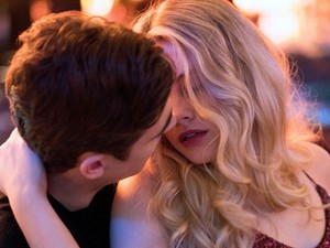 „Imádom nézni arcát, miközben elmegy!" - 5 dolog, amit a férfiak mindennél jobban szeretnek az ágyban