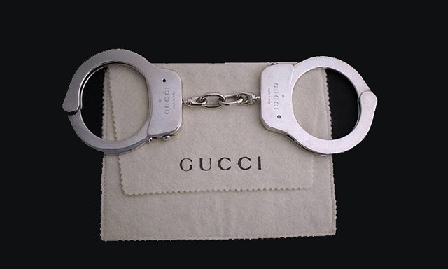 A Gucci 17 milliós bilincse
