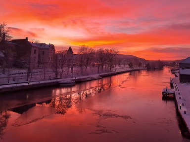 A biztonságot keresték, a sarkvidékig mentek, és Norvégia mindent megváltoztatott bennük