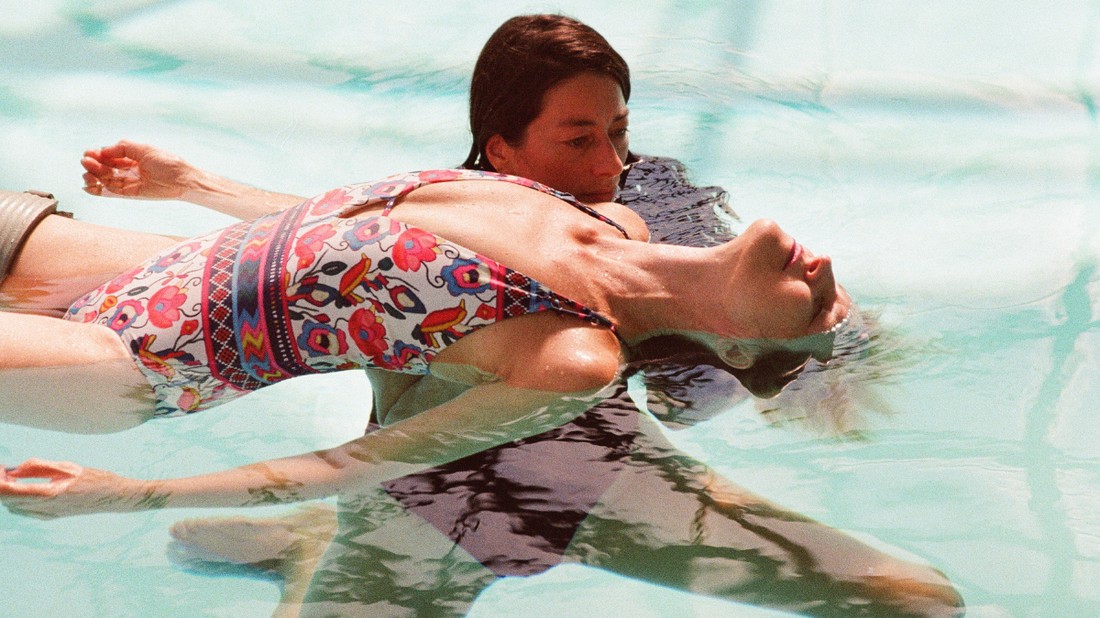 A Manthu Aquatic Bodywork, magyarul talán vízi testmunkának fordítható, kellemes testhőmérsékletű vízben végzett mozgás meditáció