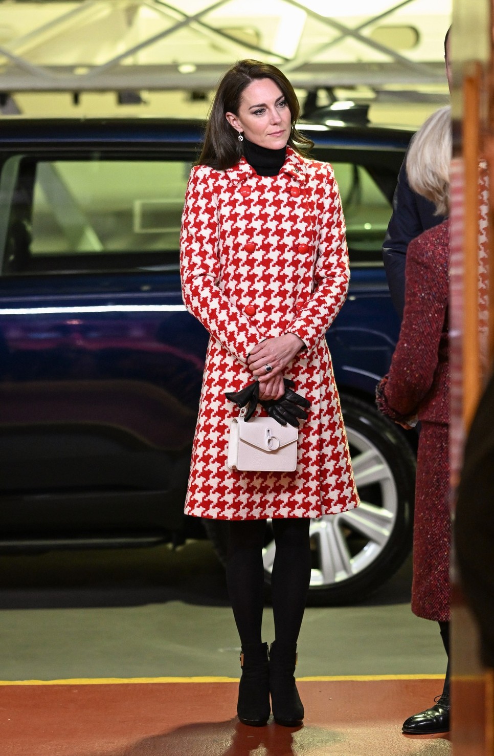 Katalin hercegné most, ugyanabban a Catherine Walker & Co. kabátban