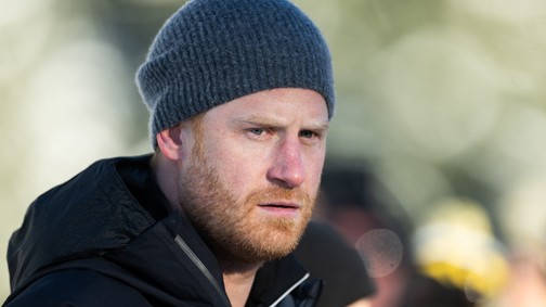 Harry herceg szomorú hírt jelentett be, teljesen le van sújtva Károly király kisebbik fia