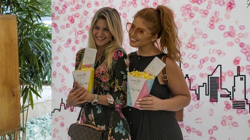 Szuper csajos program a hétvégére: mozizással, fotózkodással, sminkeléssel várnak titeket a Sugár Moziban!