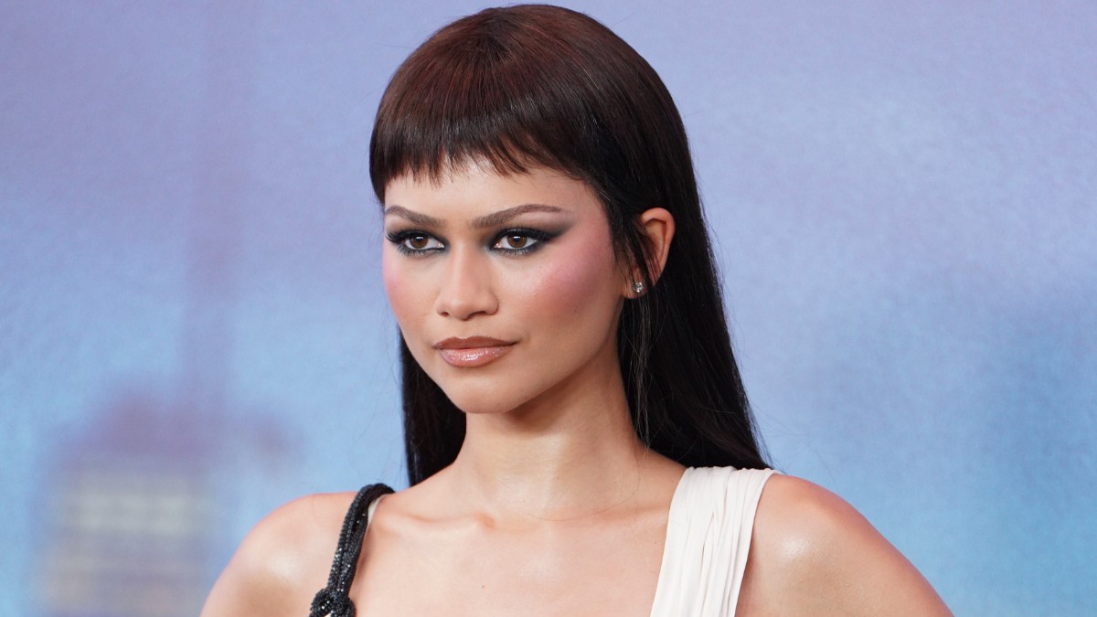 Zendaya istennőként pózolt Tom Holland mellett, különleges darabba bújt a színésznő