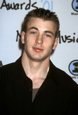 Chris Evans a 2001-es My VH1 Music Awards díjátadón - Frissen befutott tinisztárként pózolt a fotósok előtt, miközben még csak ízlelgette a hollywoodi reflektorfényt. 