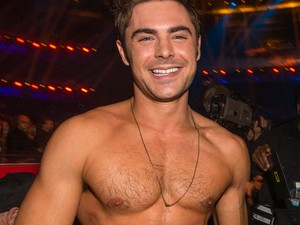 Íme Zac Efron ritkán látott kisöccse! Hű, de jók ezek a gének!