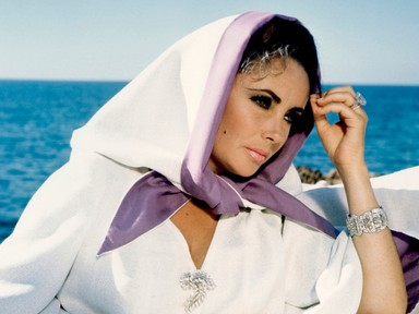 Elizabeth Taylor feláldozta a magánéletét a csillogás oltárán, de nem volt választása